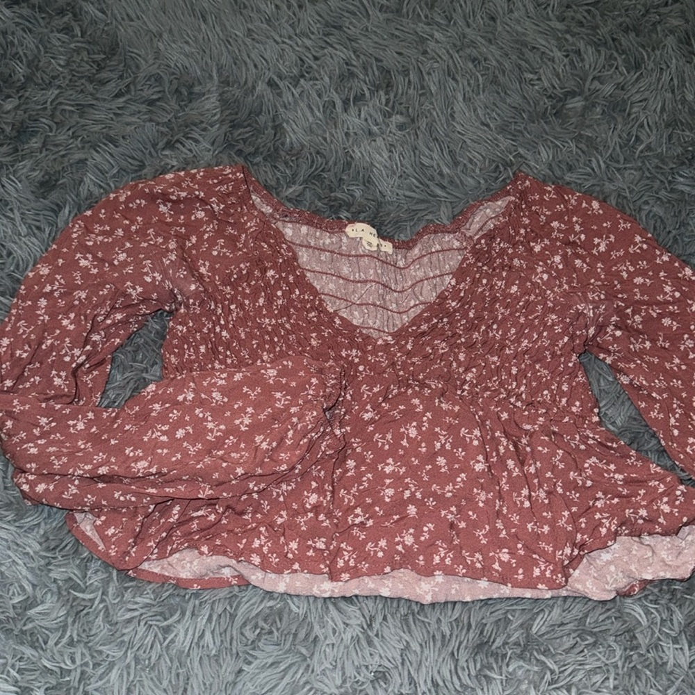 pink top!